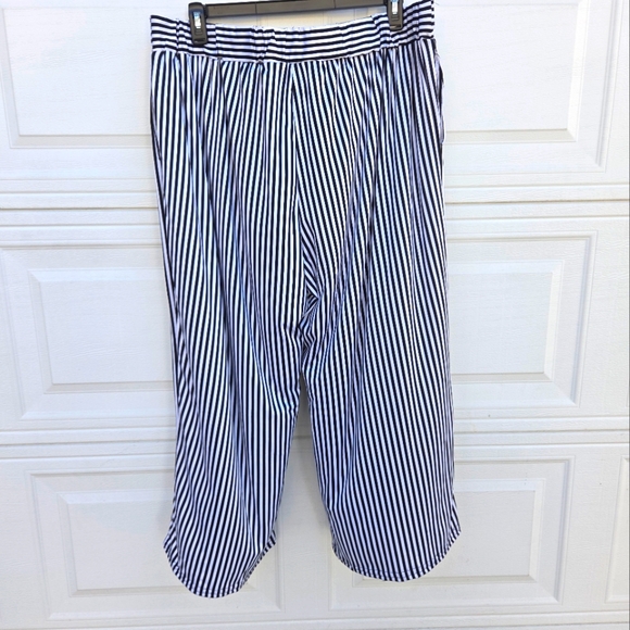 Robert Louis Striped Black and White Womens  Pants - Picture 4 of 6